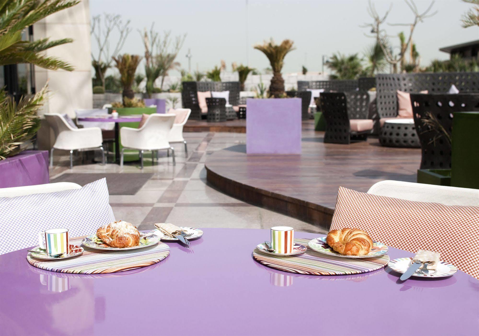 Symphony Style Hotel Kuwait 쿠웨이트 외부 사진
